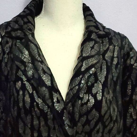 HOST PICK Bamboo Traders Black Leopard Print Boxy Long Sleeve Jacket - Picture 2 of 9